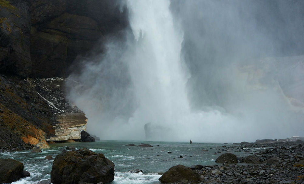 Cascade et parcours de randonnée pêche en Islande